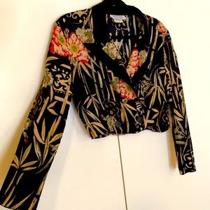 Vintage Cropped Blazer with 90’s Pattern Long Sleeve Size 8